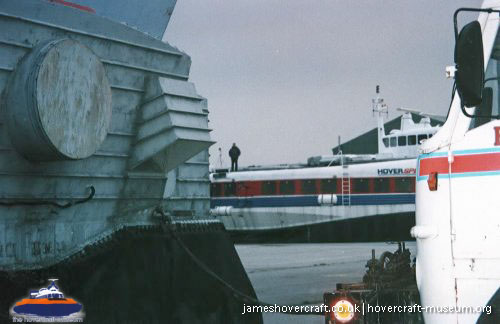 BH7 being moved to The Hovercraft Museum -  (credit: The <a href='http://www.hovercraft-museum.org/' target='_blank'>Hovercraft Museum Trust</a>).